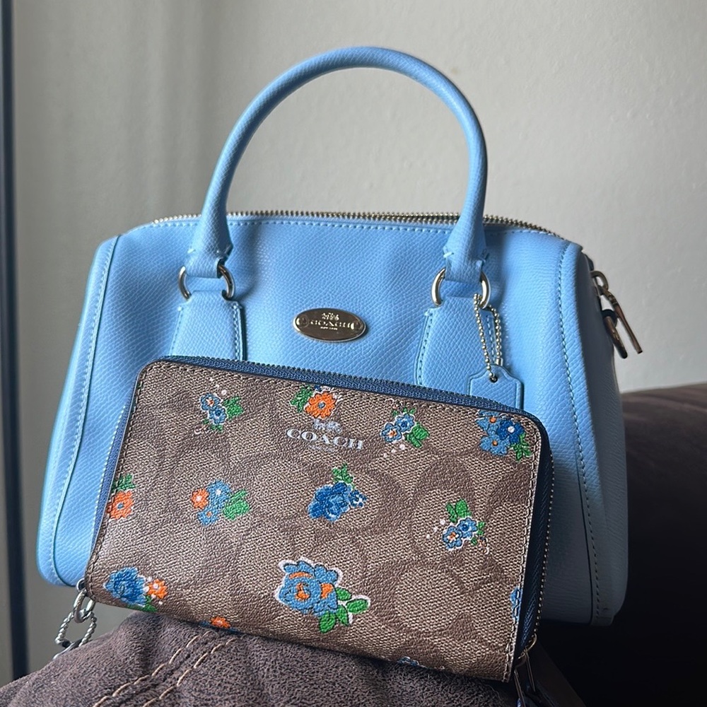 Coach bundle